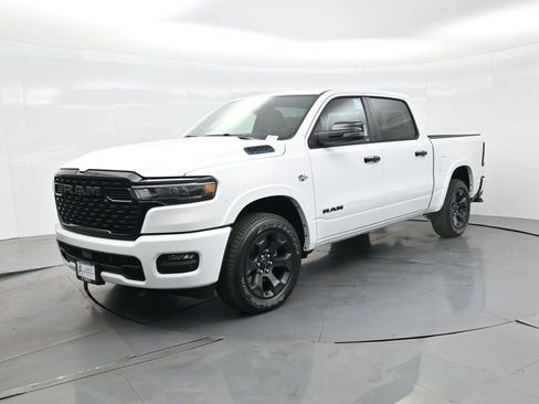 New 2026 RAM 1500 4x4 Crew Cab image 2