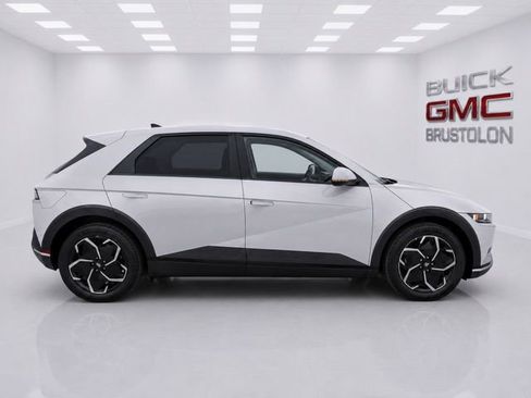 Used 2023 Hyundai Ioniq 5 SE AWD/4WD image 6