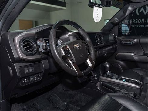 Used 2023 Toyota Tacoma Limited w/ Nightshade Package AWD/4WD image 11