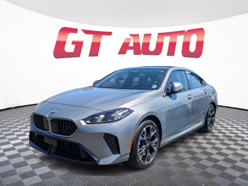 Used 2025 BMW 228i xDrive AWD/4WD image 2