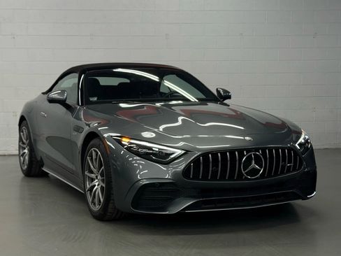 Used 2023 Mercedes-Benz SL 43 AMG w/ Driver Assistance Package image 13