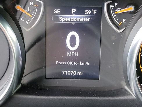 Used 2022 Jeep Gladiator Sport AWD/4WD image 19