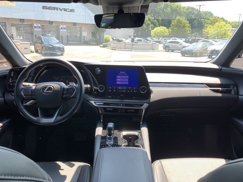 Used 2023 Lexus RX 350 FWD w/ Accessory Package (Z1) image 30