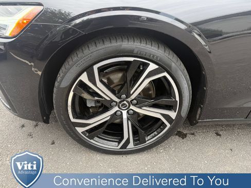 Certified 2024 Volvo S60 B5 Plus w/ Climate Package AWD/4WD image 12
