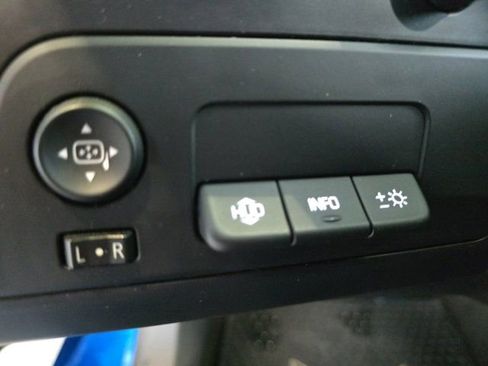 Used 2016 Chevrolet Corvette Stingray Coupe w/ 2LT Preferred Equipment Group image 19