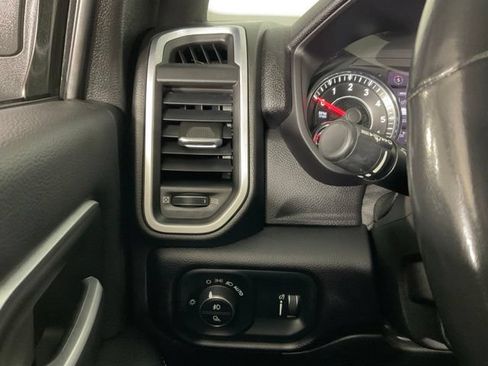 Used 2021 RAM 2500 Big Horn w/ Level 2 Equipment Group AWD/4WD image 19