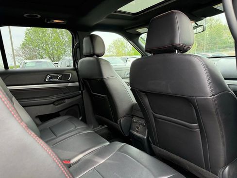Used 2017 Ford Explorer Sport image 5