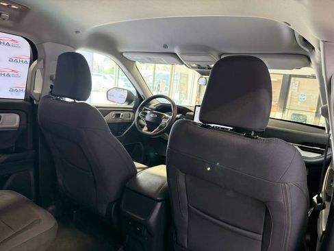 Used 2026 Ford Explorer Active RWD image 45