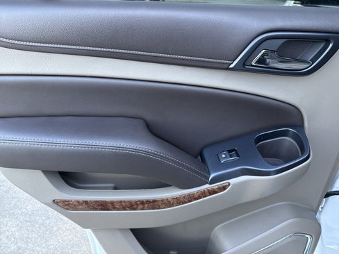 Used 2015 Chevrolet Tahoe LTZ image 22