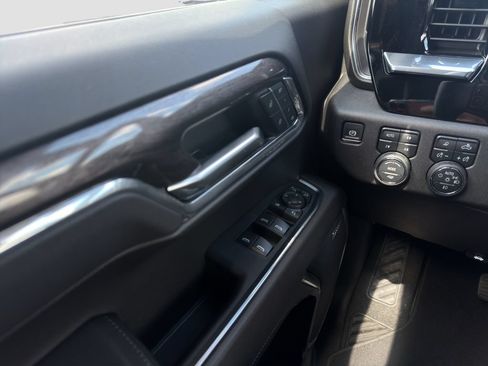 Used 2025 Chevrolet Silverado 1500 LTZ w/ Z71 Off-Road Package AWD/4WD image 12