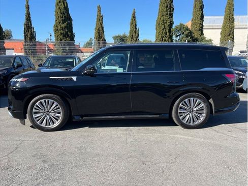 Used 2025 INFINITI QX80 Luxe AWD/4WD image 7