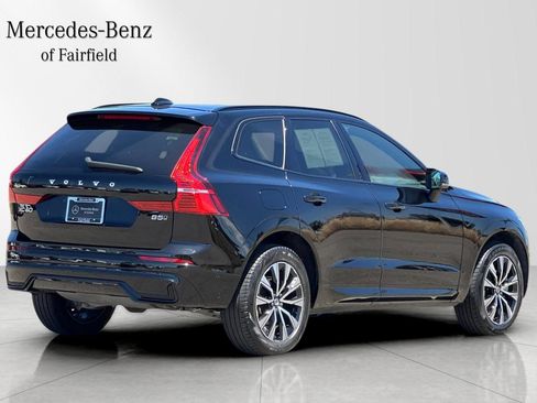 Used 2023 Volvo XC60 B5 Plus w/ Protection Package AWD/4WD image 2