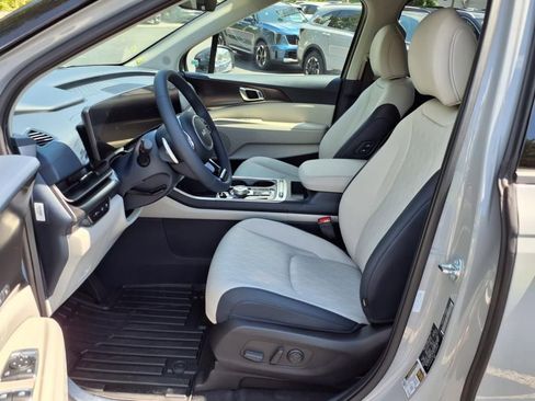 New 2026 Kia Carnival SX w/ SX Dark Edition Package image 12