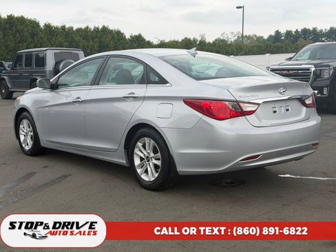 Used 2013 Hyundai Sonata GLS w/ Popular Equipment Pkg FWD image 3