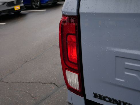 Certified 2026 Honda Ridgeline Black Edition image 17
