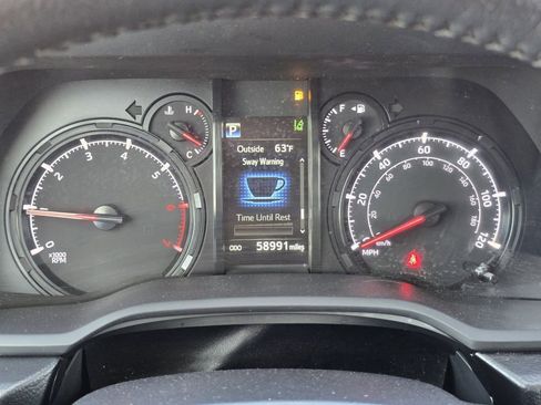 Used 2024 Toyota 4Runner SR5 Premium AWD/4WD image 15