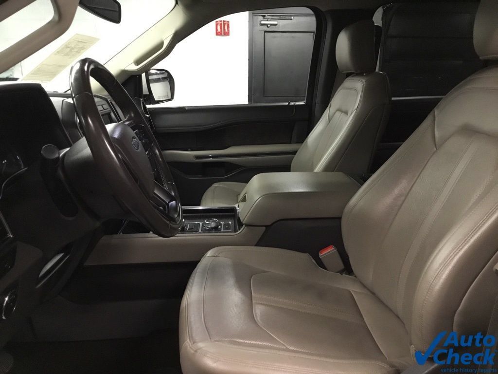 Used 2019 Ford Expedition Limited w/ Equipment Group 301A AWD/4WD image 23