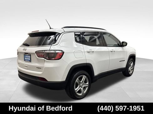 Used 2024 Jeep Compass Latitude AWD/4WD image 5