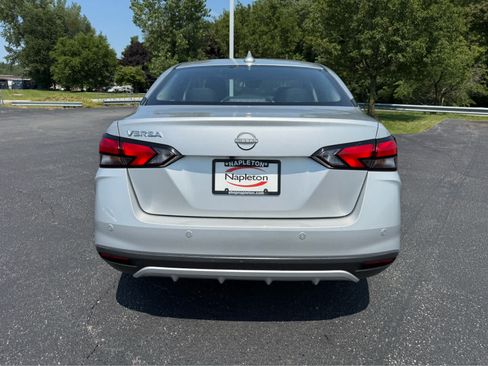 Used 2025 Nissan Versa SV w/ Trunk Package FWD image 6