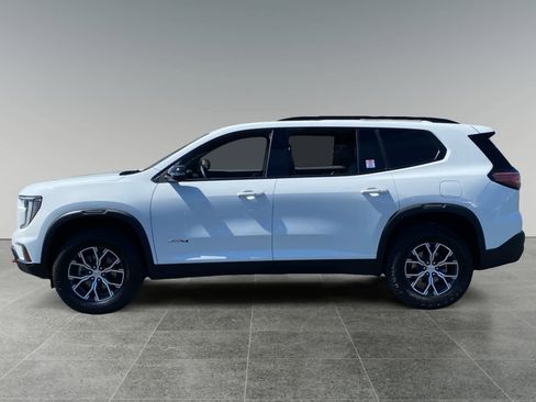 Used 2024 GMC Acadia AT4 AWD/4WD image 2