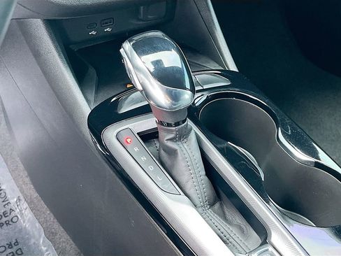 Used 2025 Buick Envista Sport Touring w/ Convenience II Package image 25