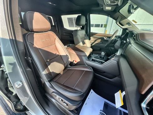 Used 2024 GMC Sierra 1500 Denali image 29