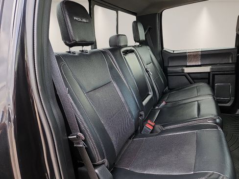 Used 2019 Ford F250 Lariat w/ Lariat Ultimate Package AWD/4WD image 11