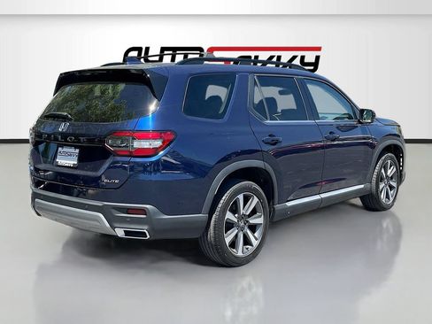 Used 2024 Honda Pilot Elite image 7