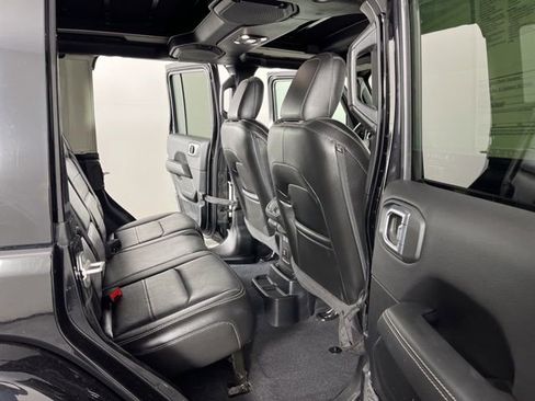 Used 2021 Jeep Wrangler Unlimited Sahara image 43