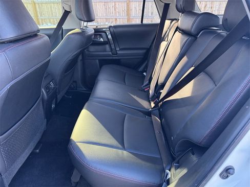 Used 2022 Toyota 4Runner TRD Off-Road Premium image 18