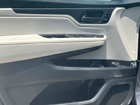 Certified 2025 Honda Odyssey EX-L image 19