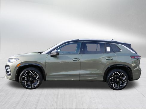 Certified 2025 Volkswagen Tiguan SEL R-Line AWD/4WD image 4