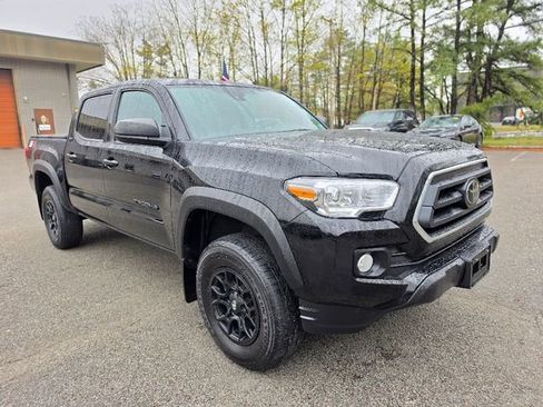 Used 2023 Toyota Tacoma SR5 w/ SX Package AWD/4WD image 7