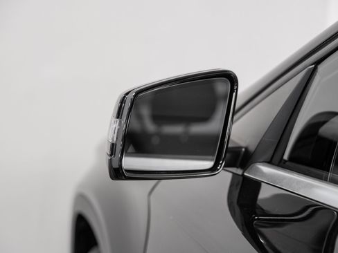 Used 2018 Mercedes-Benz GLA 250 4MATIC image 38