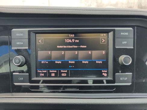 Used 2019 Volkswagen Jetta S image 12