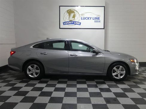 Used 2024 Chevrolet Malibu LT FWD image 6