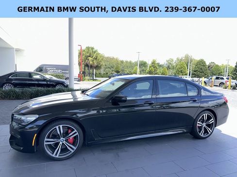 Used 2019 BMW 740i w/ Executive Package image 5