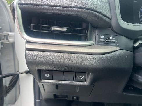 Used 2024 Toyota Grand Highlander AWD image 25