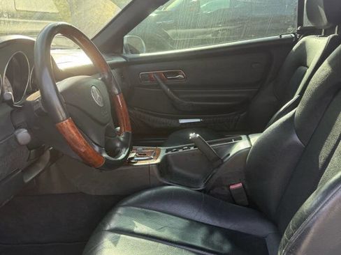 Used 2002 Mercedes-Benz SLK 320 image 10