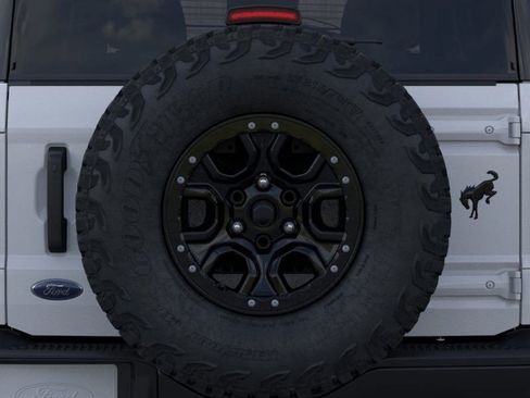 New 2025 Ford Bronco Badlands image 25