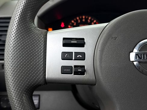 Used 2017 Nissan Frontier SV RWD image 26