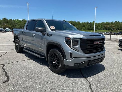 Certified 2025 GMC Sierra 1500 Elevation AWD/4WD image 3