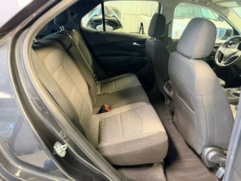 Used 2022 Chevrolet Equinox LT FWD image 11