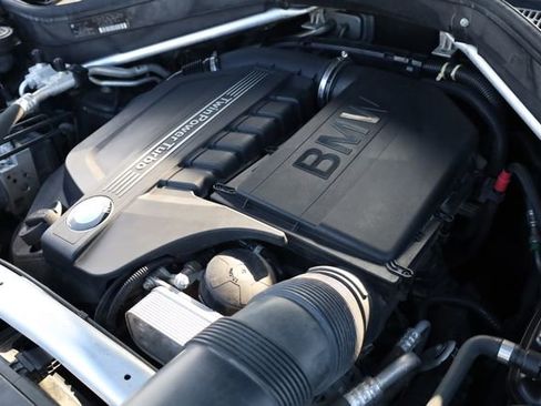 Used 2013 BMW X5 xDrive35i image 8