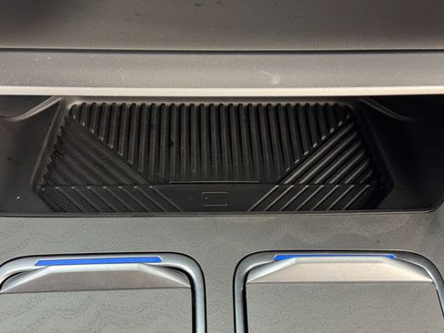 Used 2024 BMW i7 eDrive50 w/ M Sport Package image 34