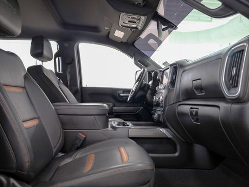 Used 2022 GMC Sierra 2500 AT4 image 31