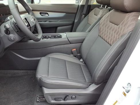 New 2026 Nissan Murano Platinum image 11