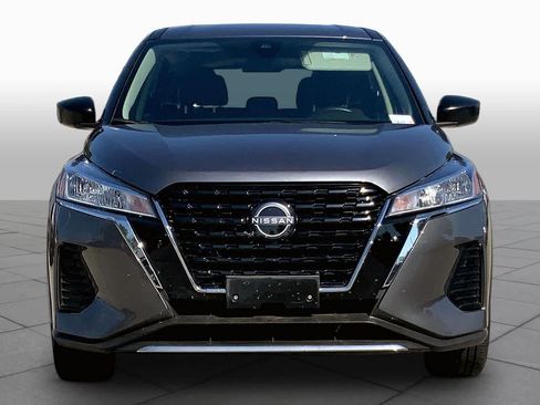 Used 2024 Nissan Kicks S FWD image 4
