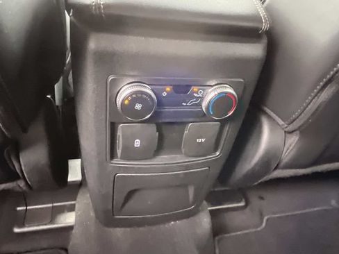Certified 2022 Ford Explorer XLT w/ Equipment Group 202A RWD image 24