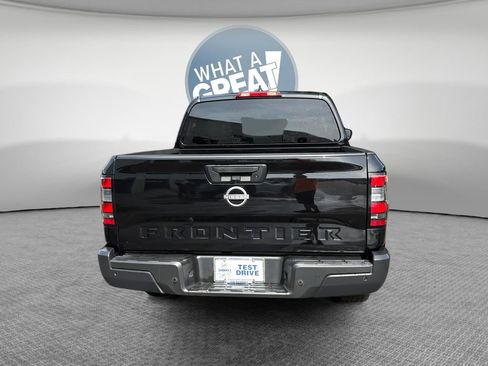 Used 2024 Nissan Frontier S w/ Technology Package RWD image 5